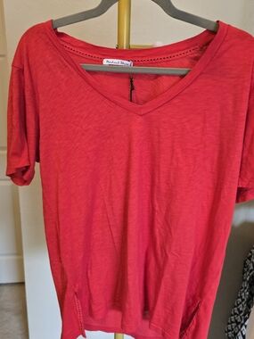 Michael Stars Women's V-Neck Short Sleeve Tee in Red